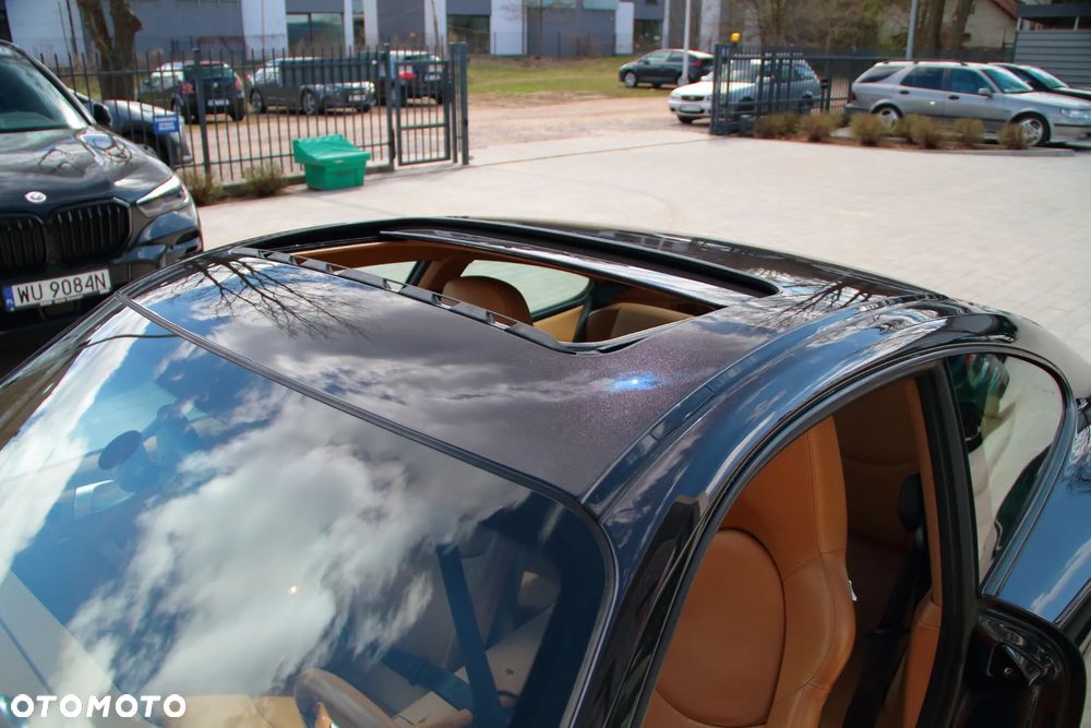 Porsche 911 Carrera S - 29