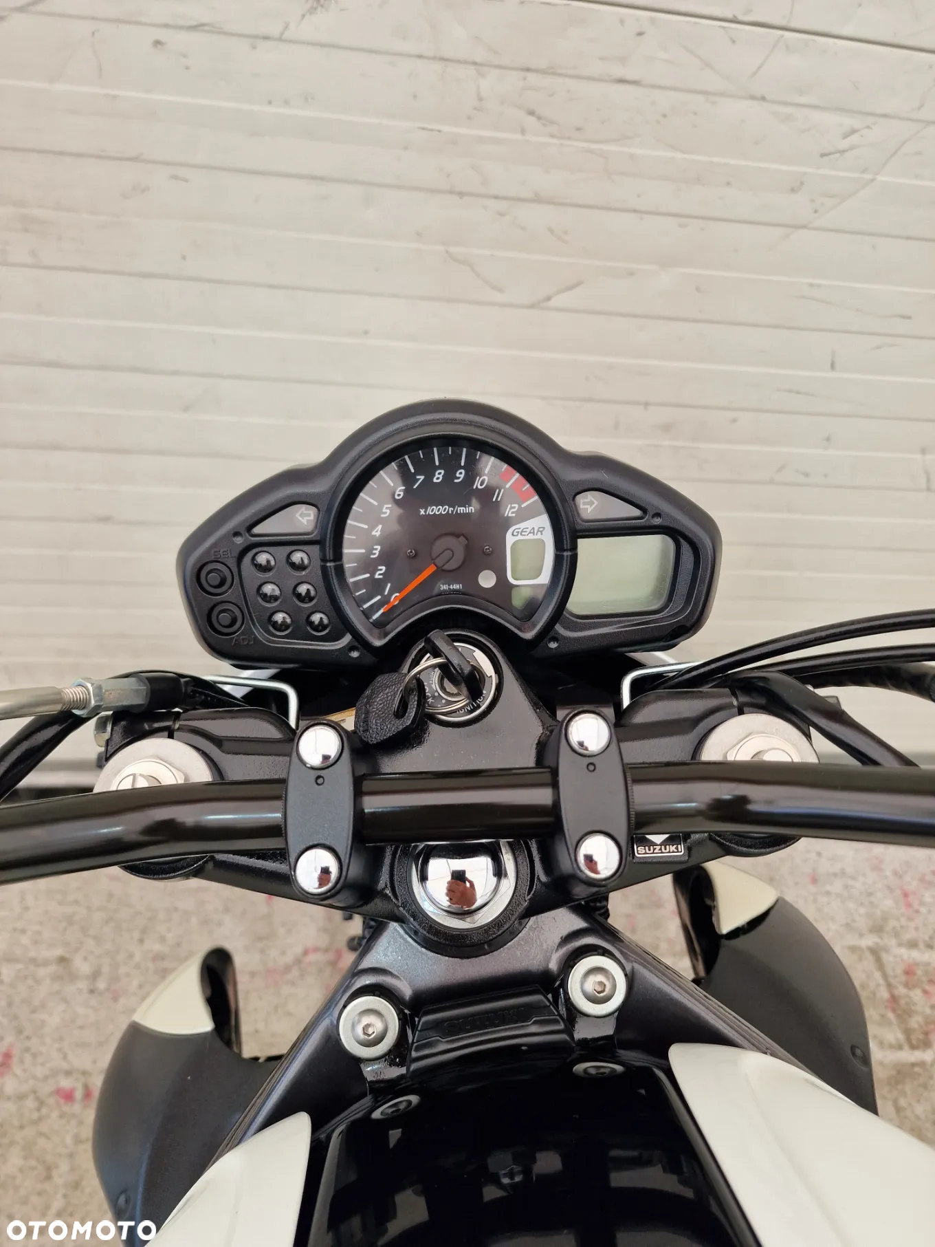 Suzuki Gladius - 30