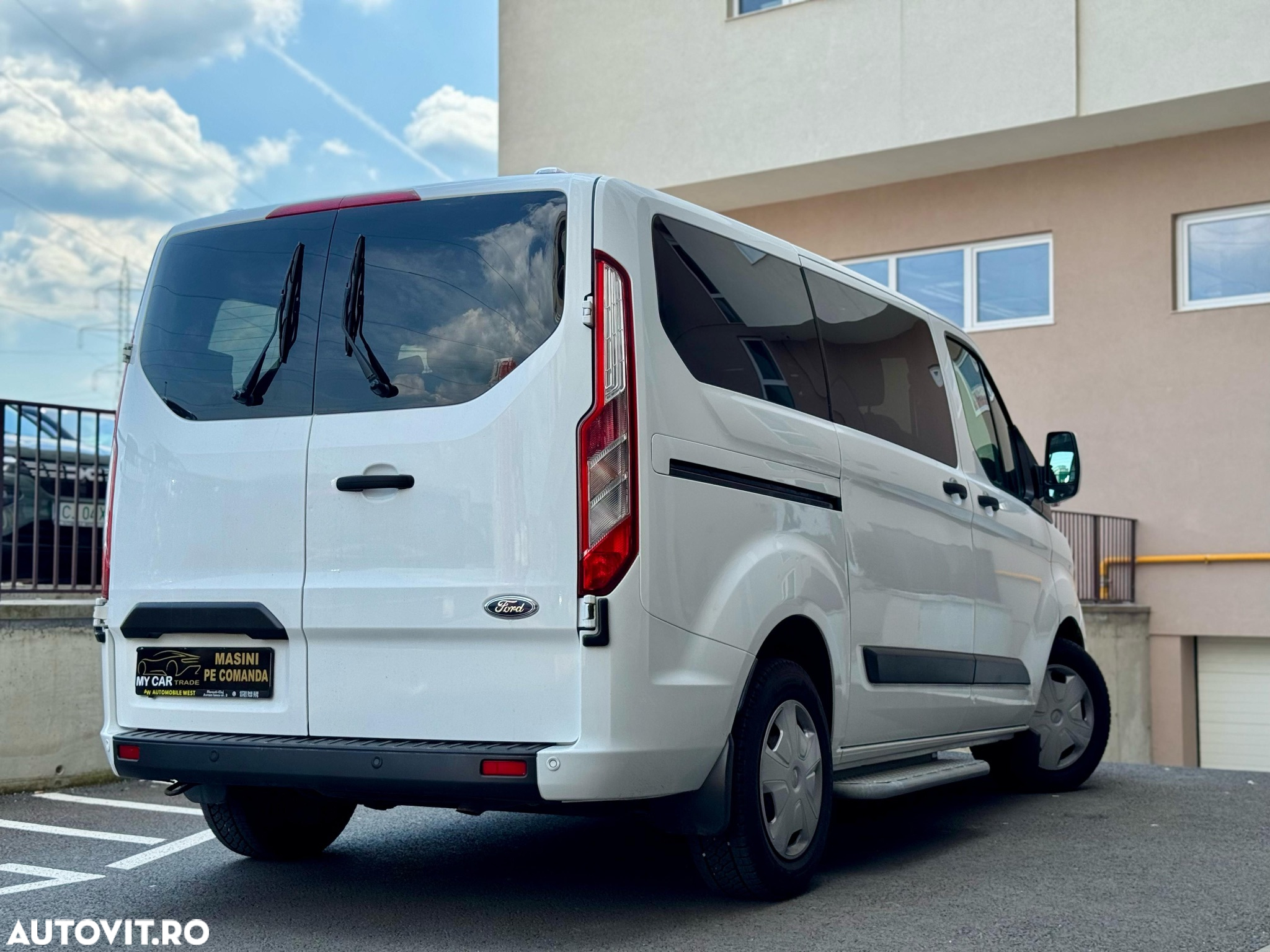Ford Transit Custom - 11