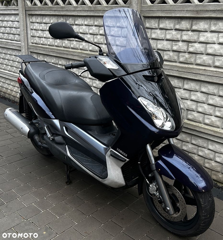Yamaha X-max - 1