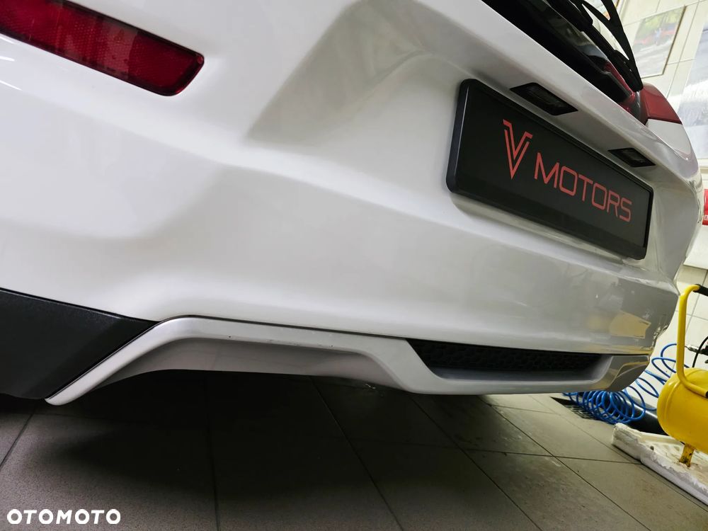Volvo C30 1.6D DRIVe R-Design Start-Stop - 30