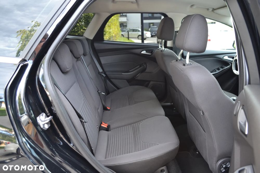 Ford Focus SW 1.0 EcoBoost Titanium - 22