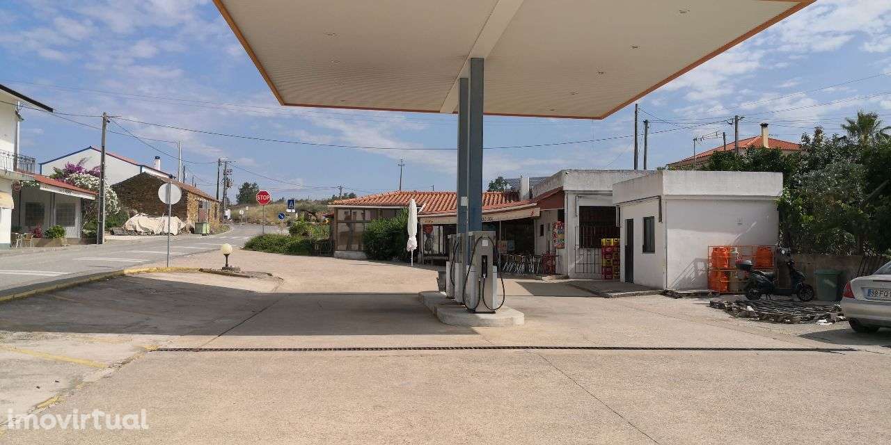Posto de Abastecimento de Combustível, Café, Anexo-S. Pedro do Esteval - Grande imagem: 2/16