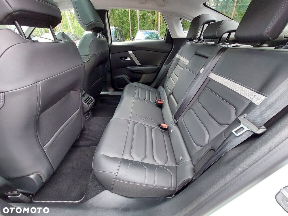 Citroën C4X EV136 50kWh Shine - 11