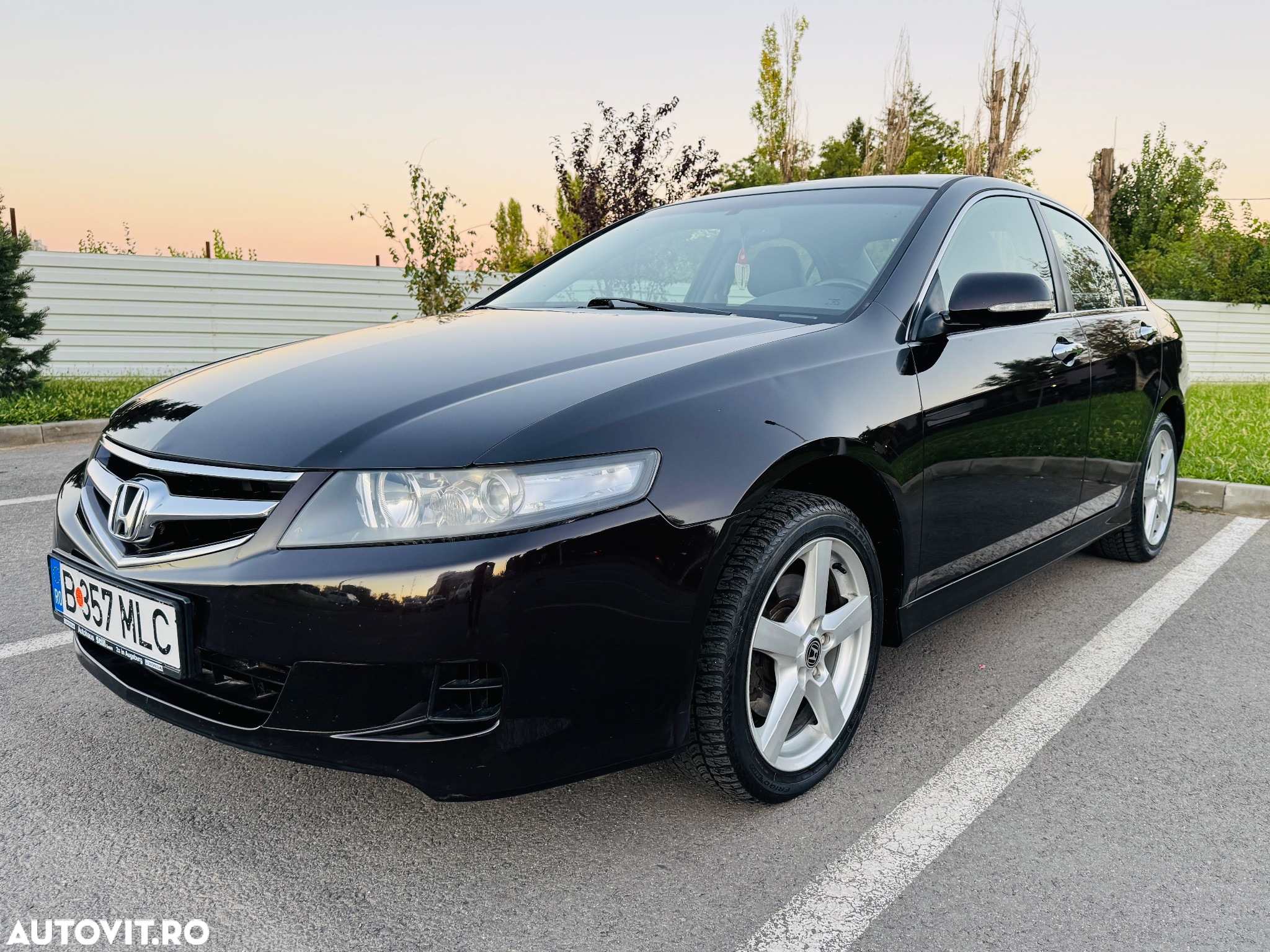 Honda Accord 2.2CDTi Tourer ES - 2