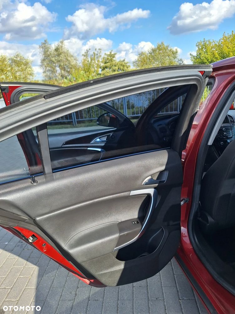 Opel Insignia - 10