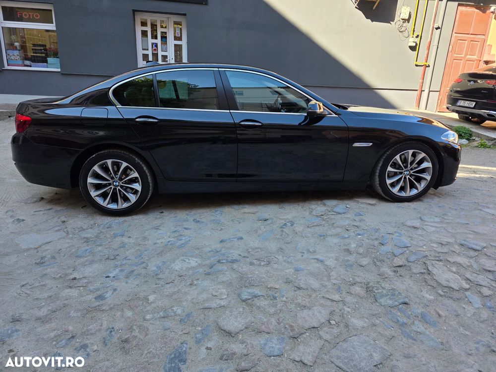 BMW Seria 5 525d xDrive AT - 4