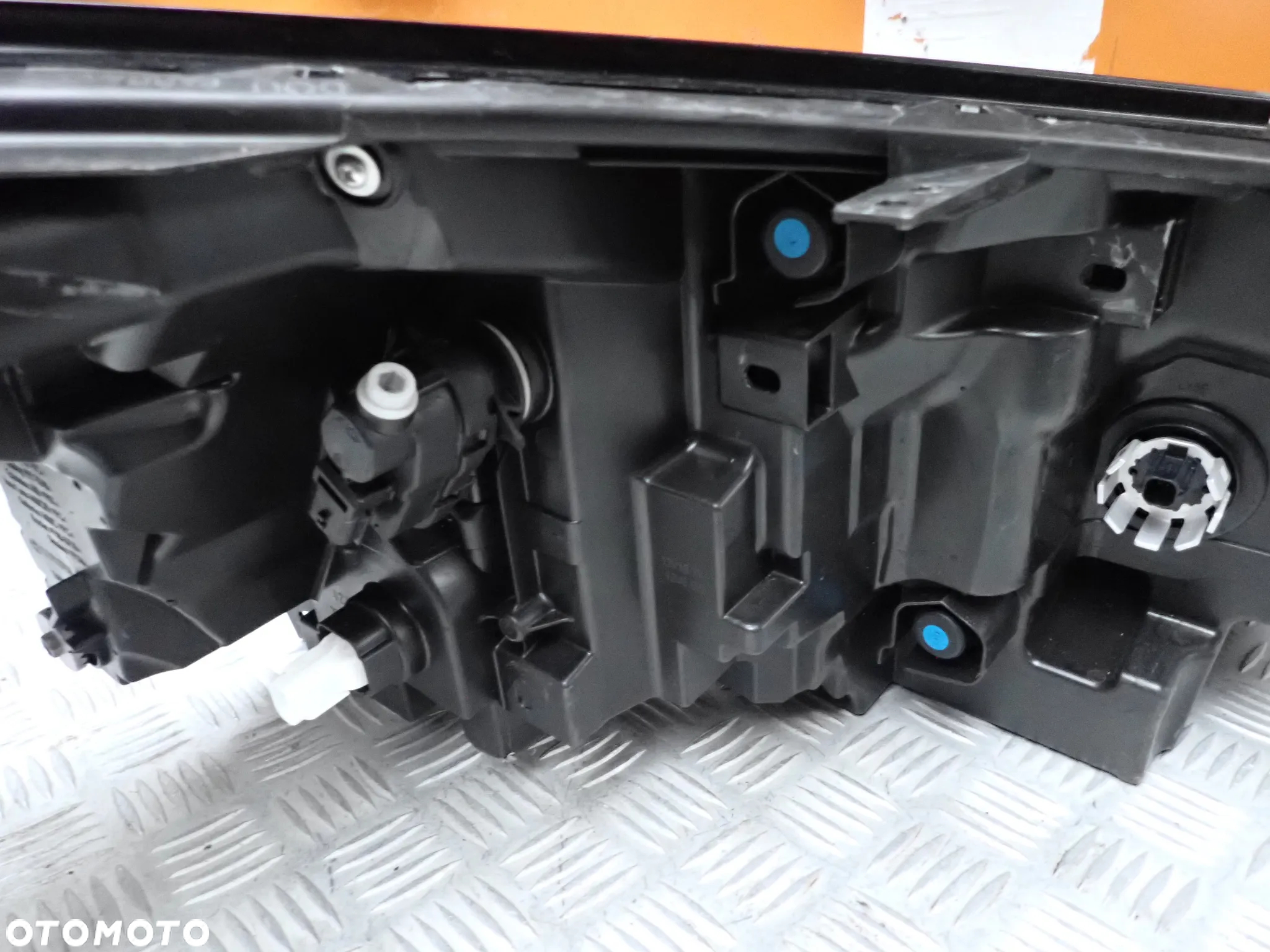 LAMPA LEWY PRZÓD TOYOTA CHR  CHR II  81150-F4220-00  3000 ZŁ - 7