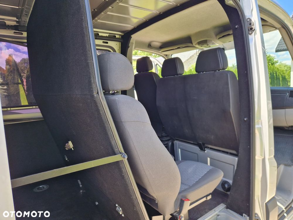 Volkswagen Crafter - 26