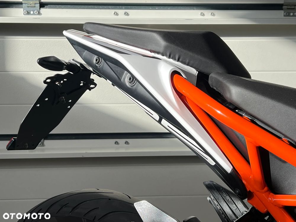 KTM Duke 125 - 28