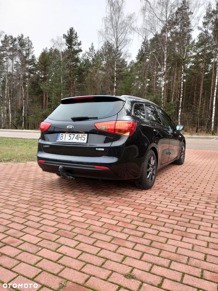Kia Ceed 1.6 CRDi 128 Vision - 2