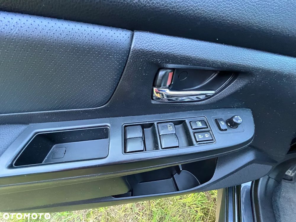 Subaru XV 2.0i Lineartronic Exclusive + - 30