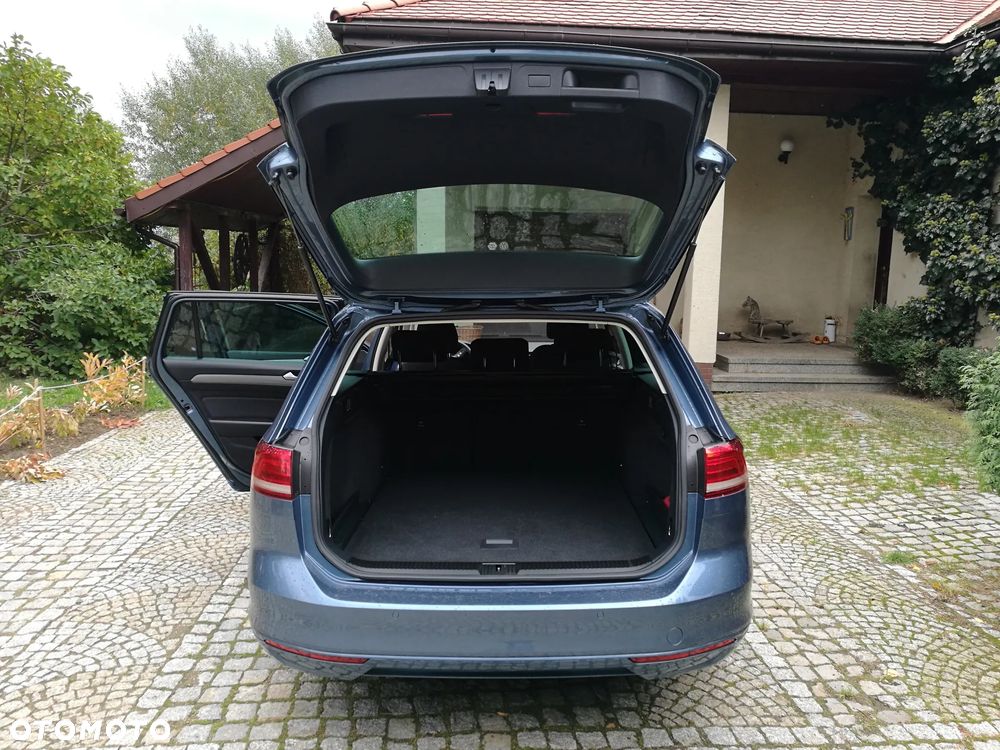 Volkswagen Passat 2.0 TDI BMT Trendline - 3