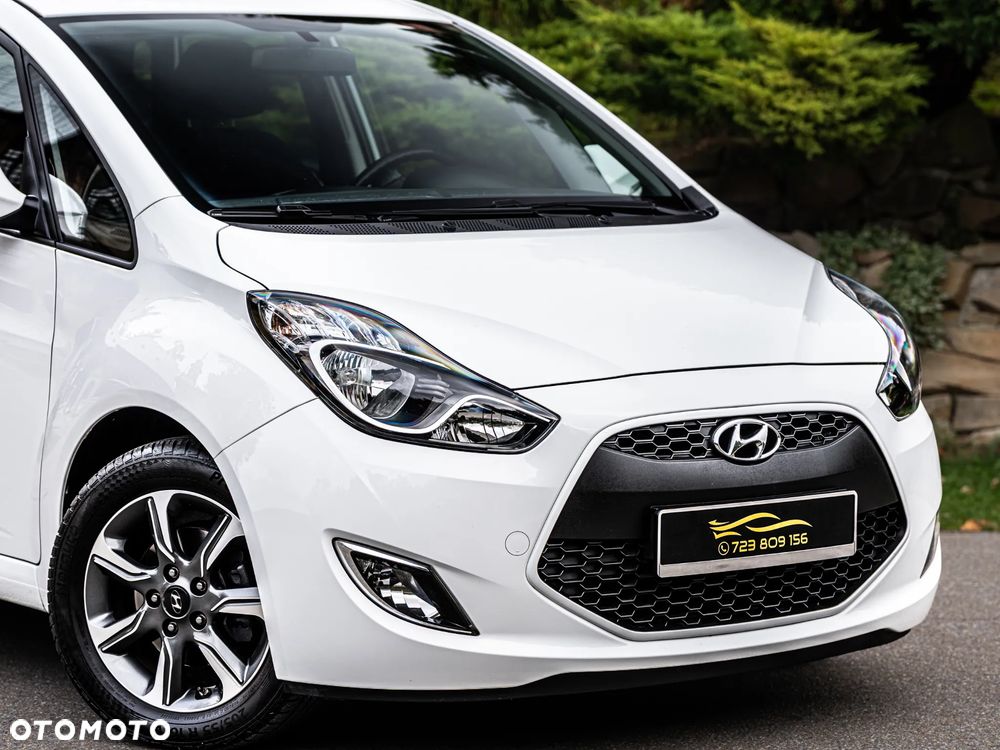 Hyundai ix20 1.4 Premium - 14
