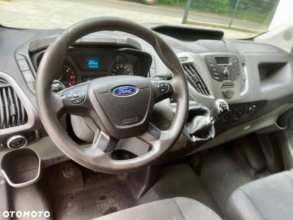 Ford Transit - 2