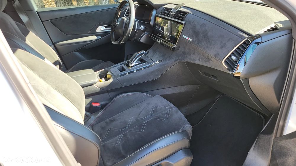 DS Automobiles DS 7 Crossback 2.0 BlueHDi Performance Line + - 5