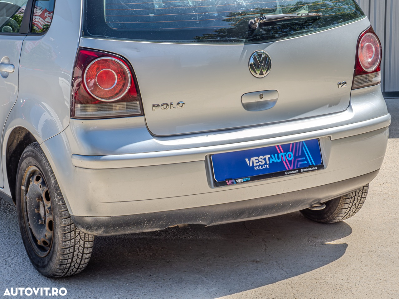 Volkswagen Polo 1.2 Attractive - 36