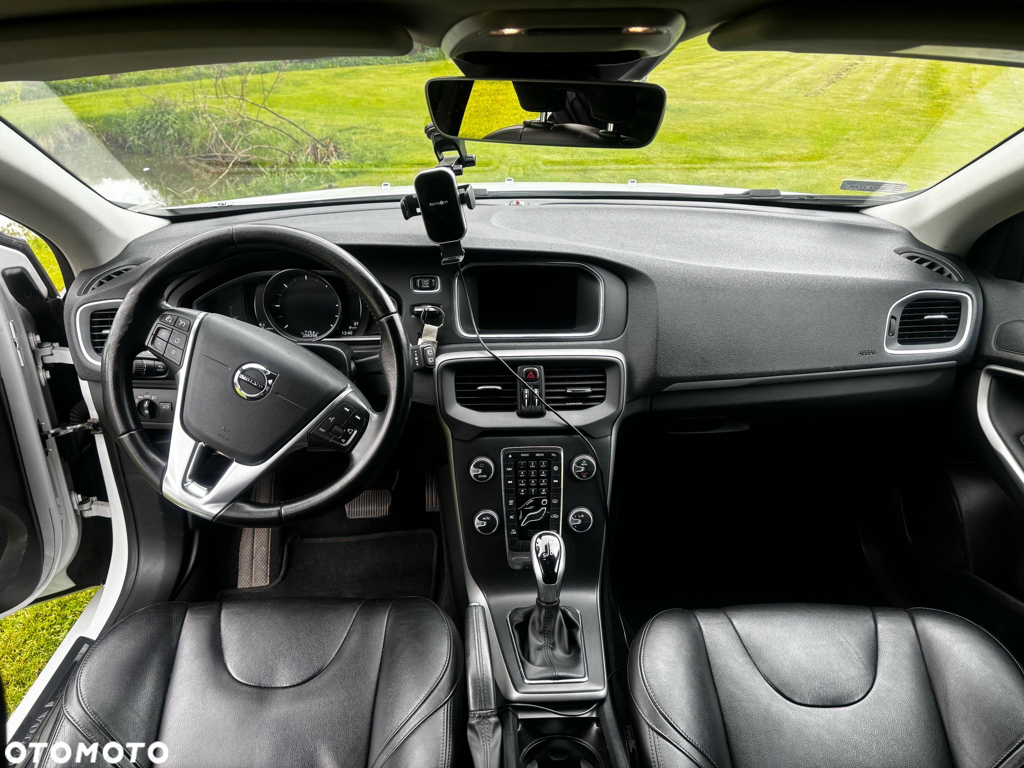 Volvo V40 D3 Drive-E Momentum - 14