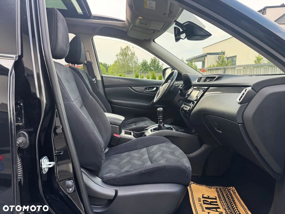Nissan X-Trail 1.6 DIG-T 360 - 25
