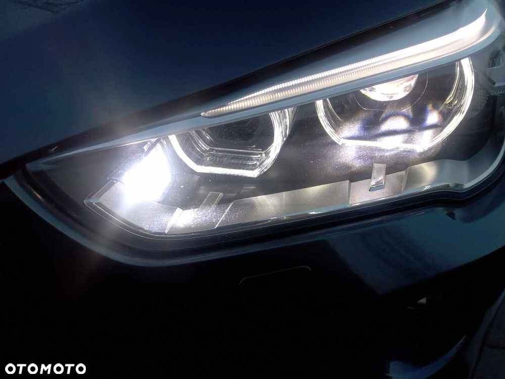 BMW X1 sDrive18d M Sport sport - 25