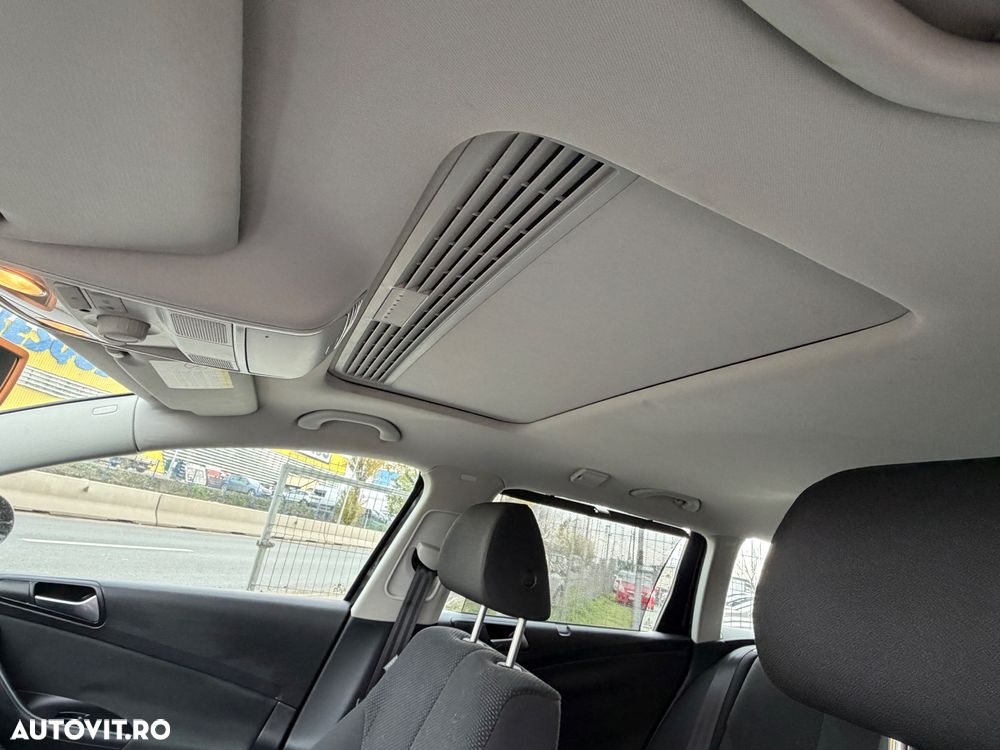 Volkswagen Passat Variant 2.0 TDI DPF Comfortline - 19