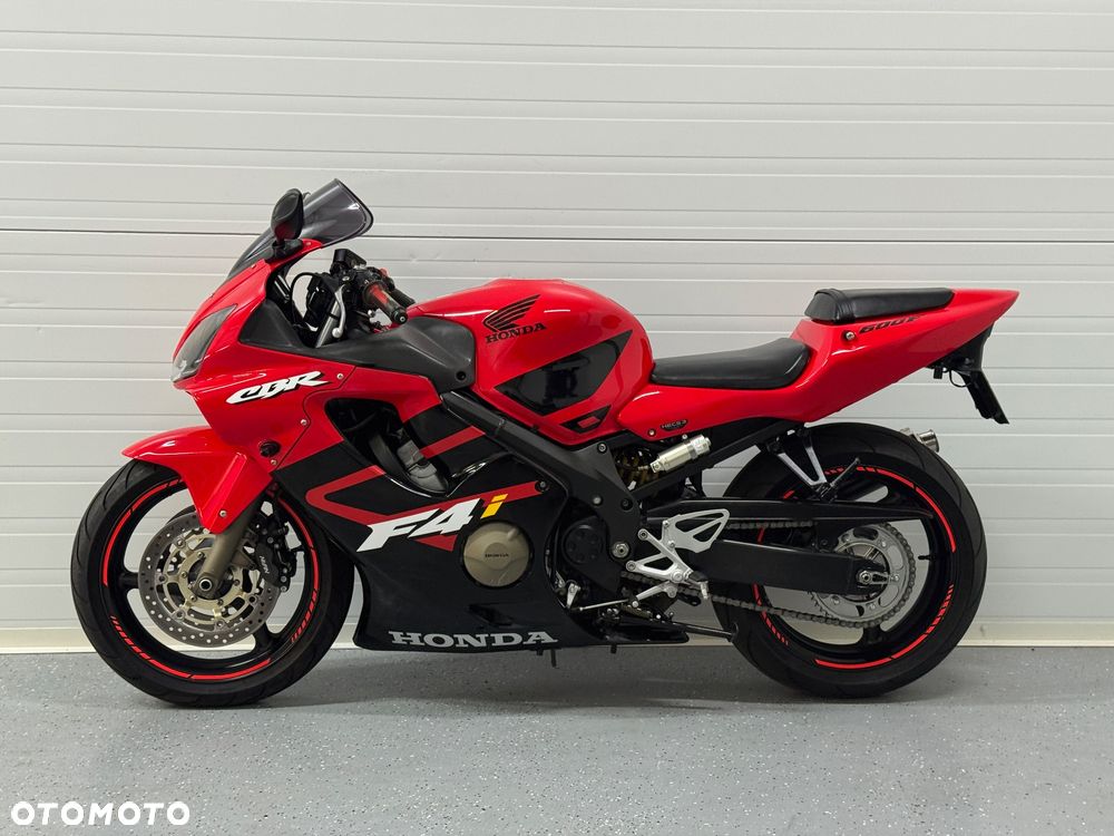 Honda CBR - 17