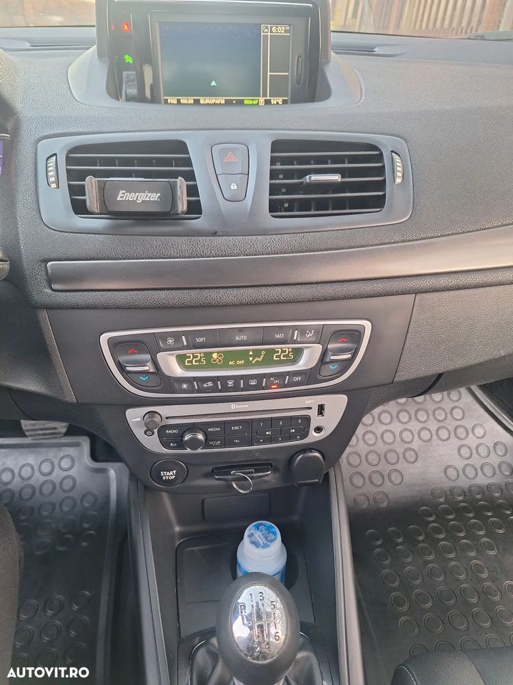 Renault Megane ENERGY dCi 110 Start & Stop LIMITED - 9