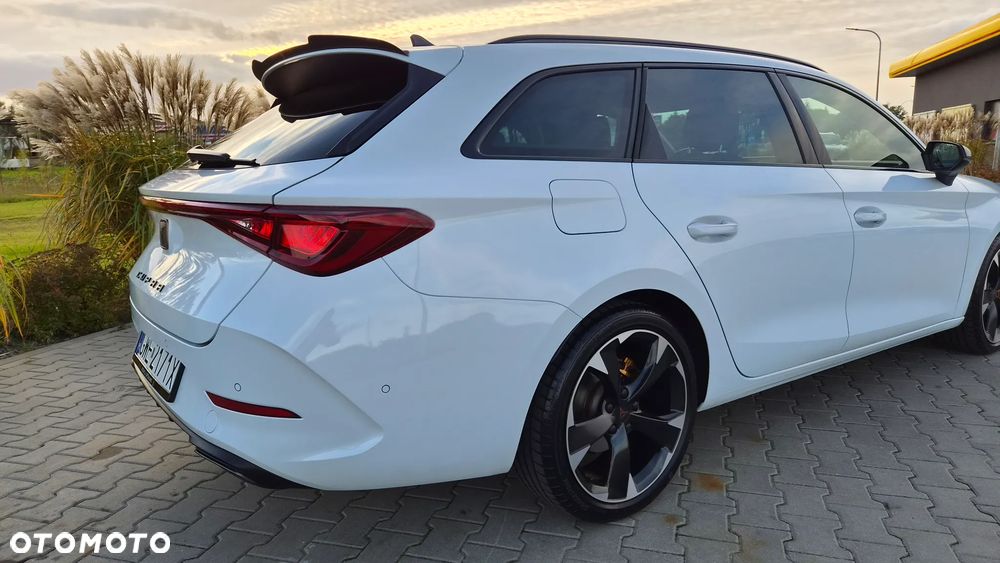 Cupra Leon 1.5 eTSI DSG - 16