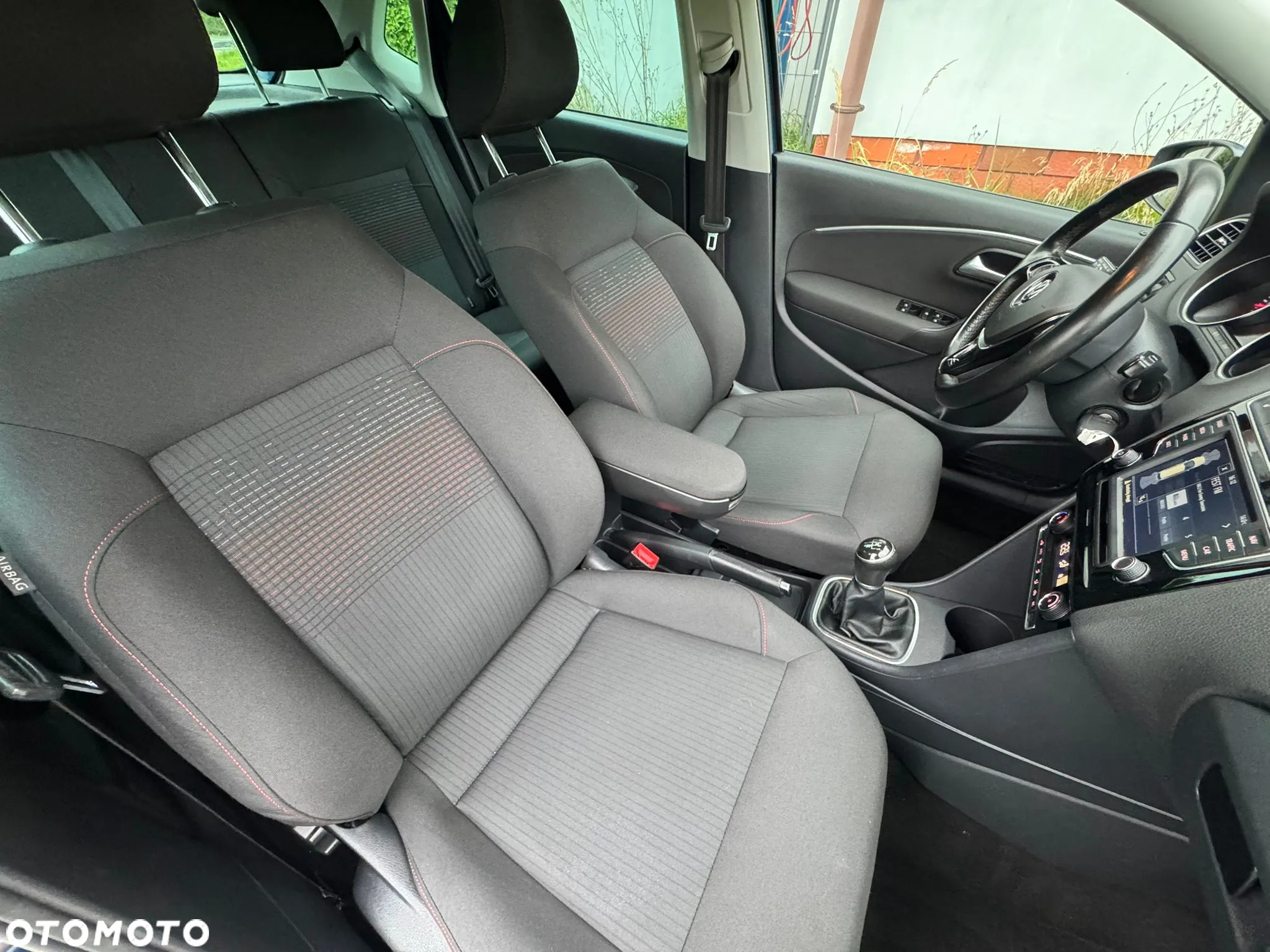 Volkswagen Polo 1.2 TSI (Blue Motion Technology) SOUND - 7