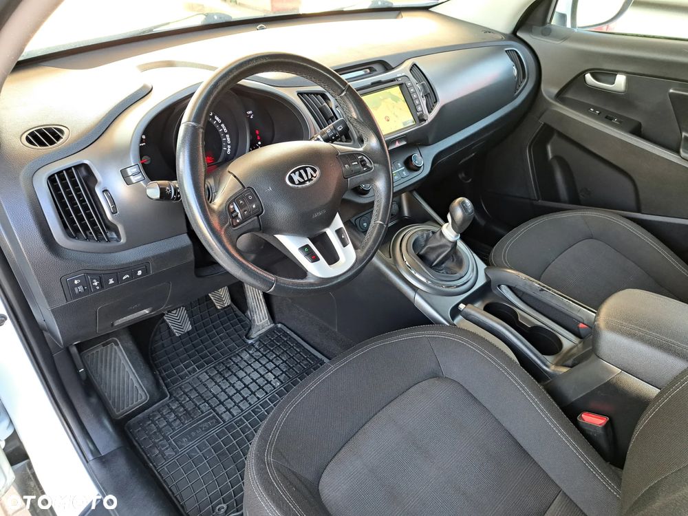 Kia Sportage - 14