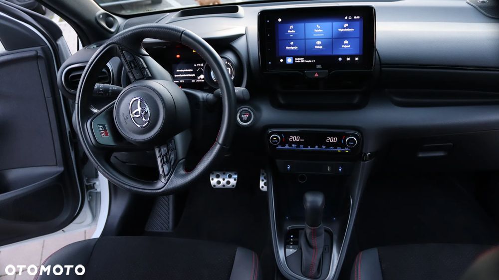 Toyota Yaris 1.5 VVT-i GR SPORT - 11