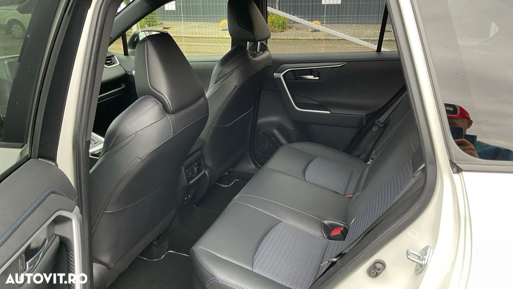 Toyota RAV4 2.5 Hybrid VVT-iE 4x4 Exclusive - 12