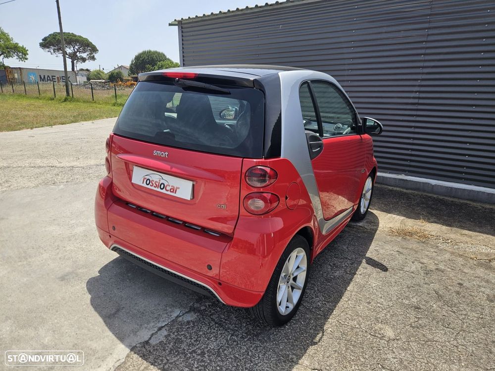 Smart ForTwo Coupé 0.8 cdi Passion 54 Softouch - 9