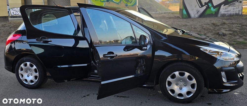 Peugeot 308 1.6 HDi Premium Plus - 12