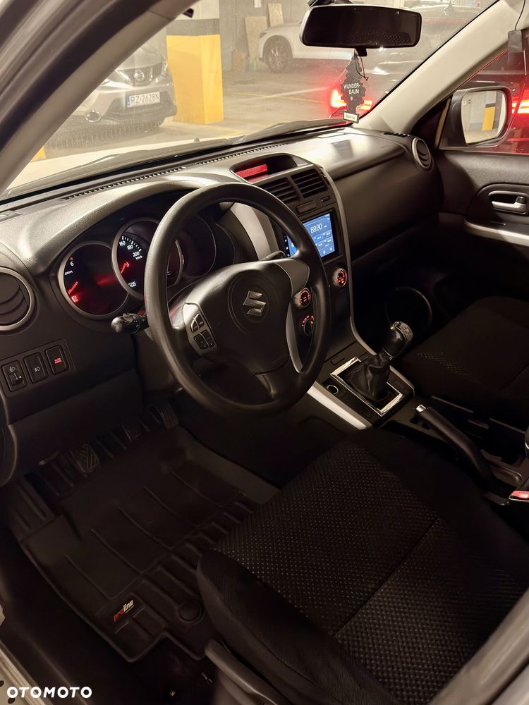Suzuki Grand Vitara - 6