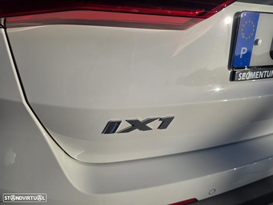 BMW iX1 xDrive30 - 19