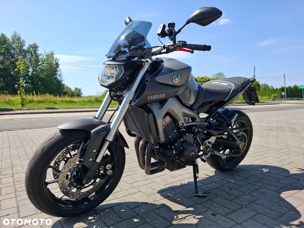 Yamaha MT - 5