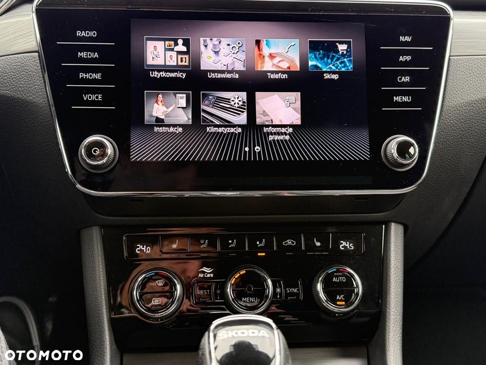 Skoda Superb 2.0 TDI SCR Style DSG - 26