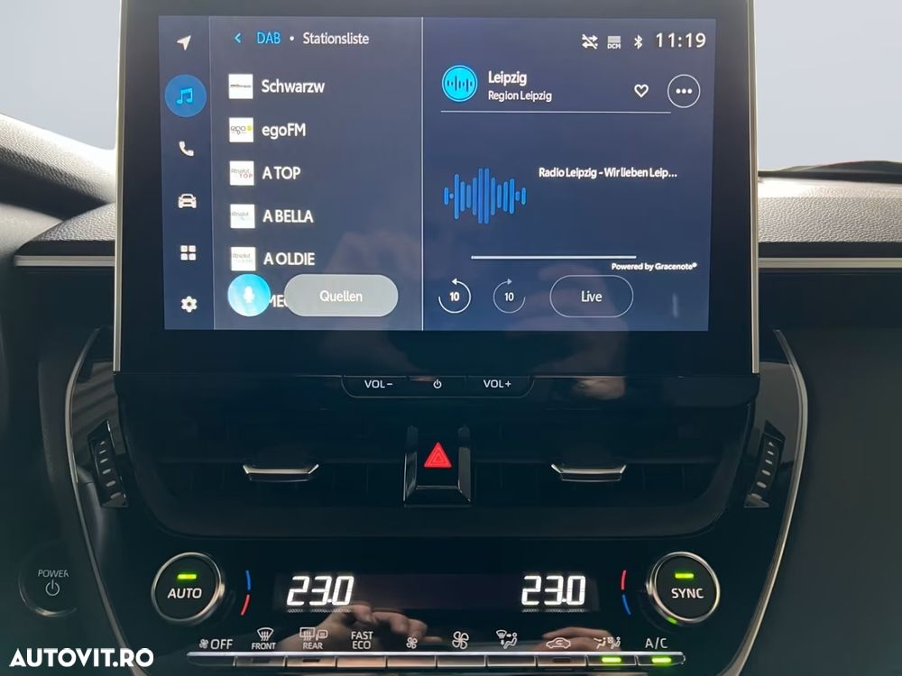 Toyota Corolla Cross 1.8 VVT-i Team Deutschland - 14