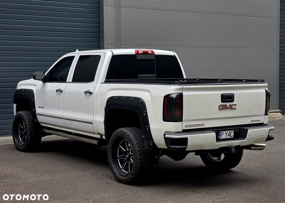 GMC Sierra - 8