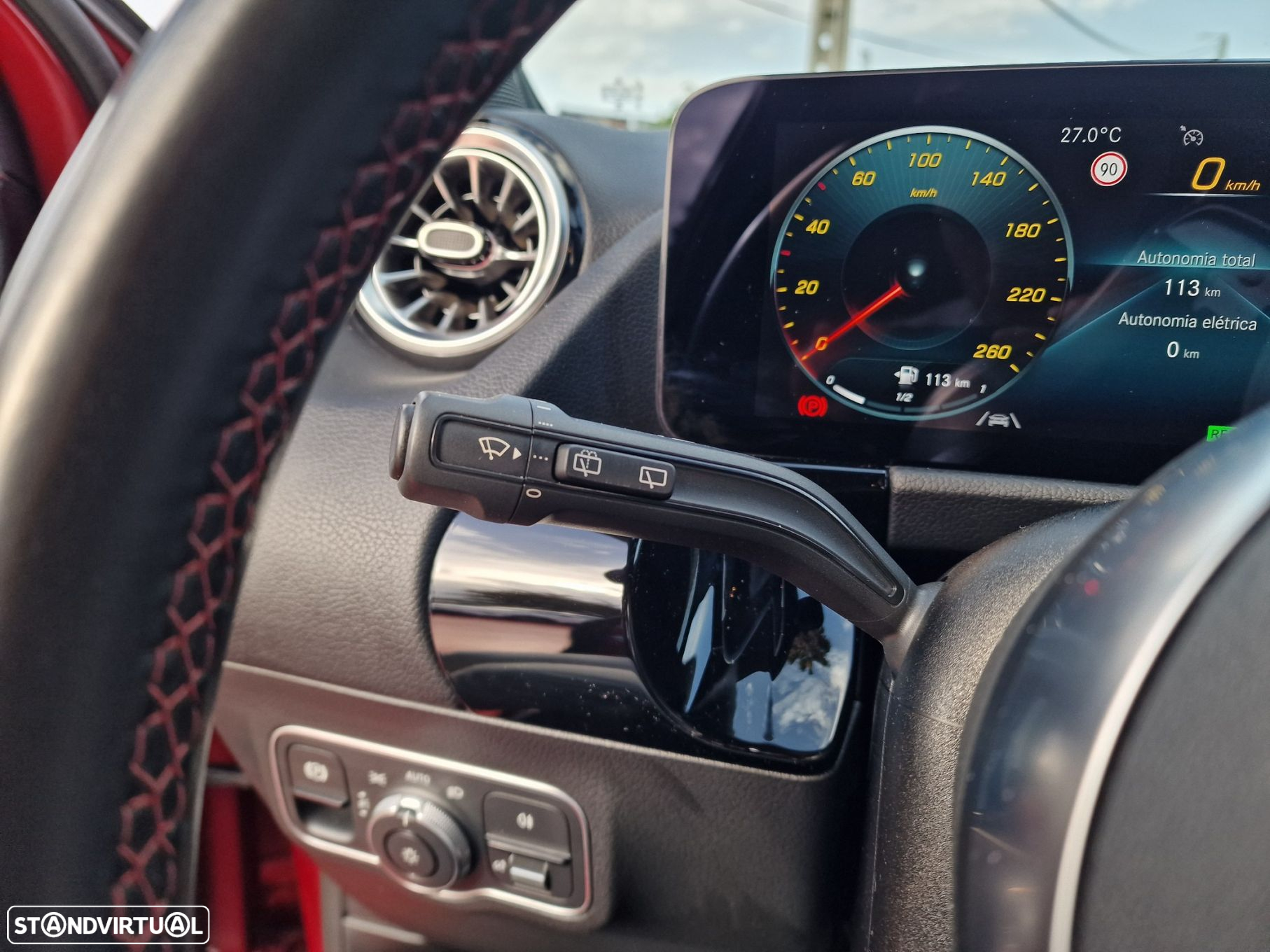 Mercedes-Benz GLA 250 e AMG Line - 23