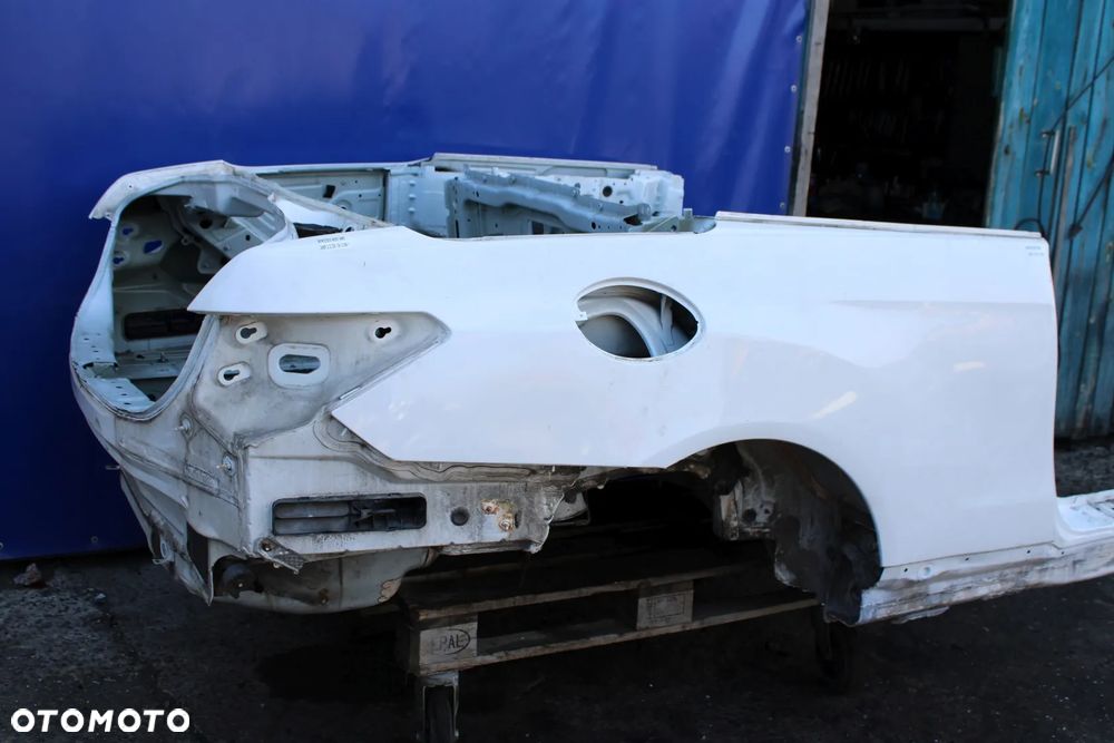Błotnik tył tylny lewy prawy ćwiartka tylna prawa lewa OE Mercedes W207 C207 Lift Cabrio 149 - 25