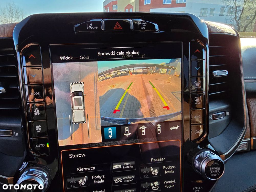 RAM 1500 5.7 Crew Cab Longhorn - 30