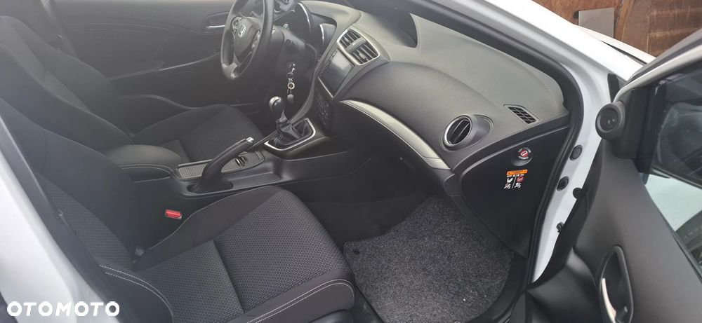 Honda Civic 1.8 S - 12