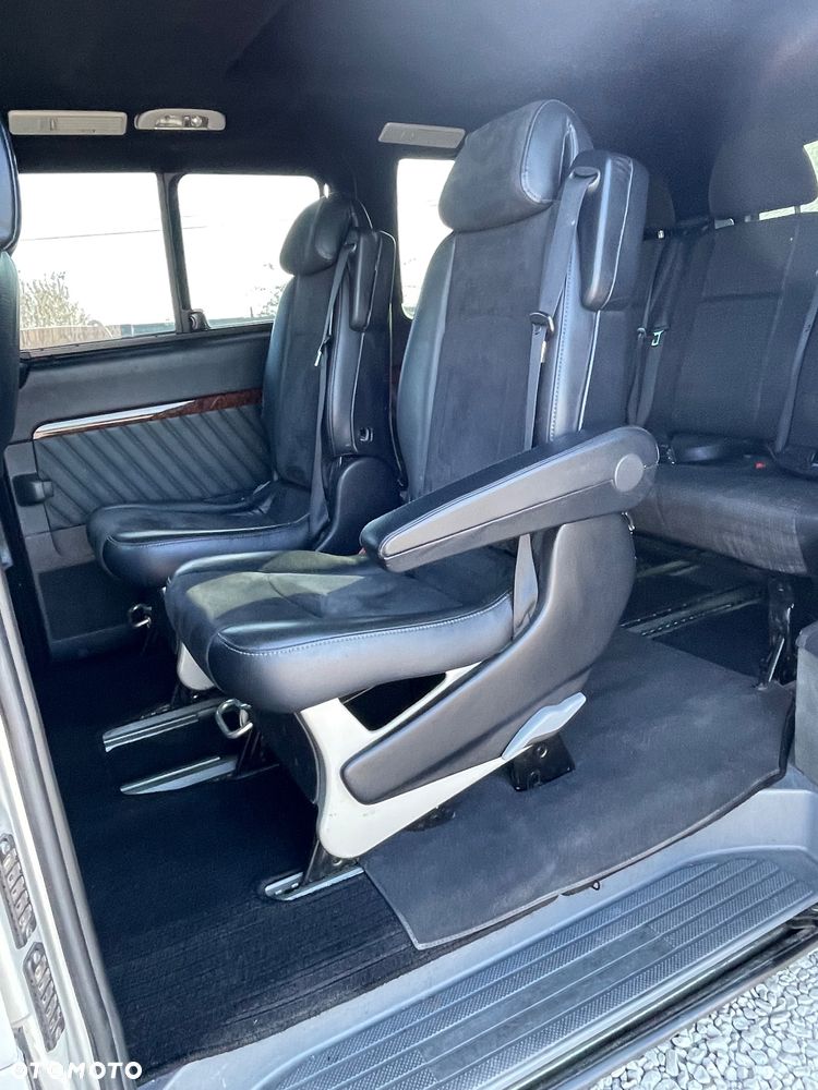 Mercedes-Benz Viano 2.8 CDI Ambiente (d³ugi) - 32