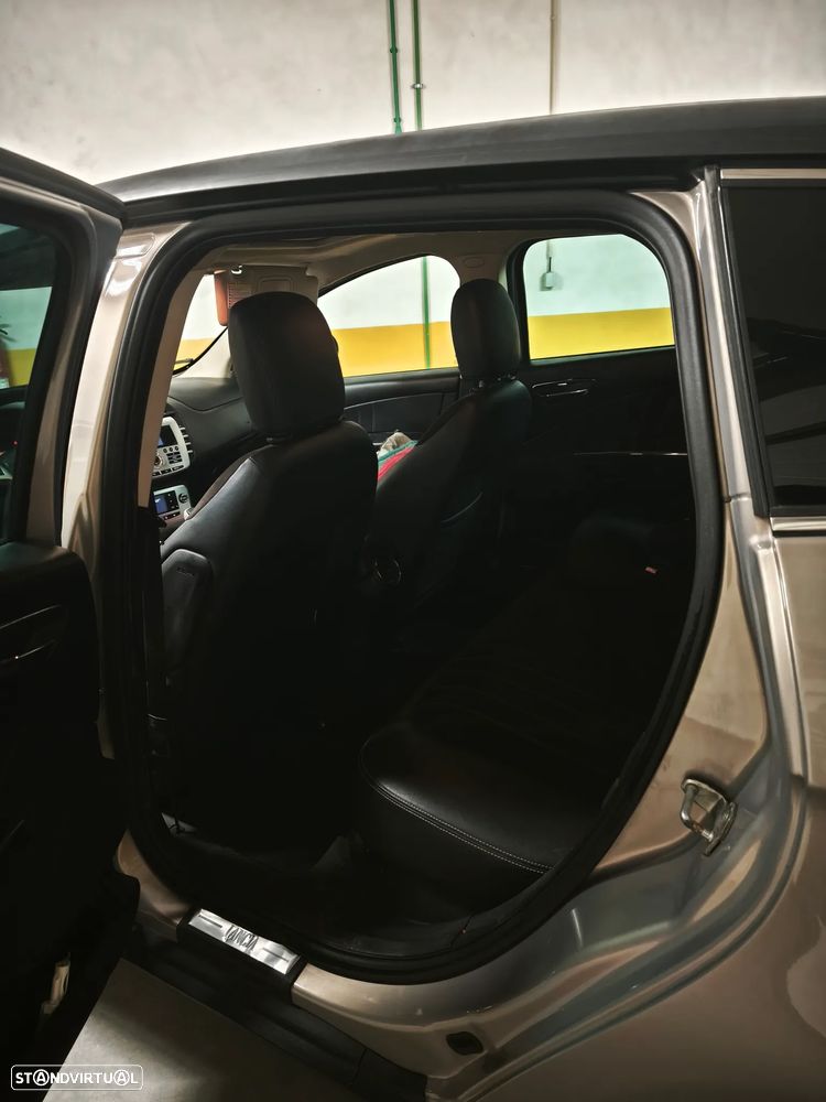 Lancia Delta 1.6 M-Jet Platino - 15