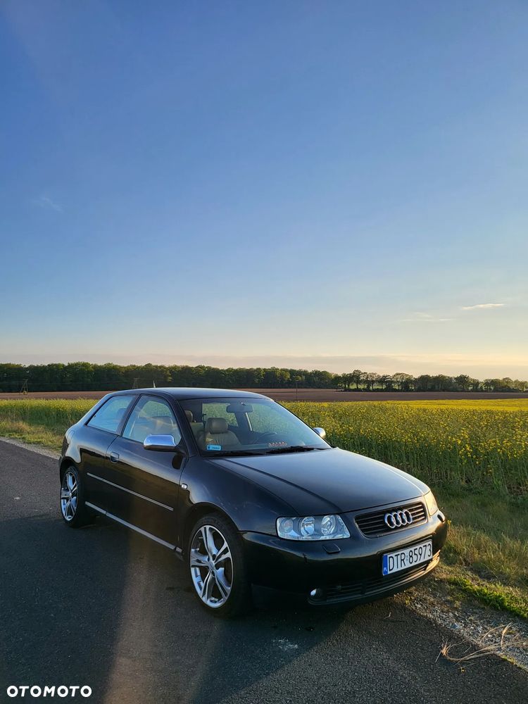 Audi A3 3-drzwiowe 1.8T Ambition - 1
