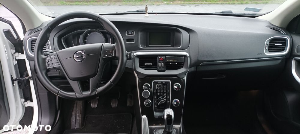 Volvo V40 D2 Drive-E Kinetic - 10