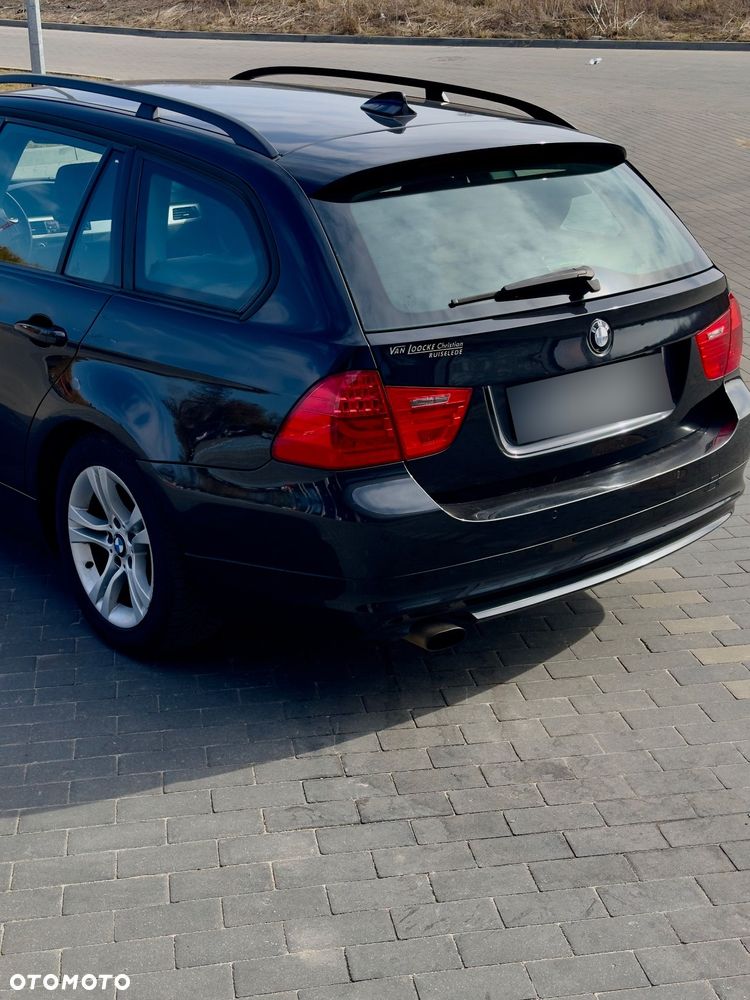 BMW Seria 3 318d - 3