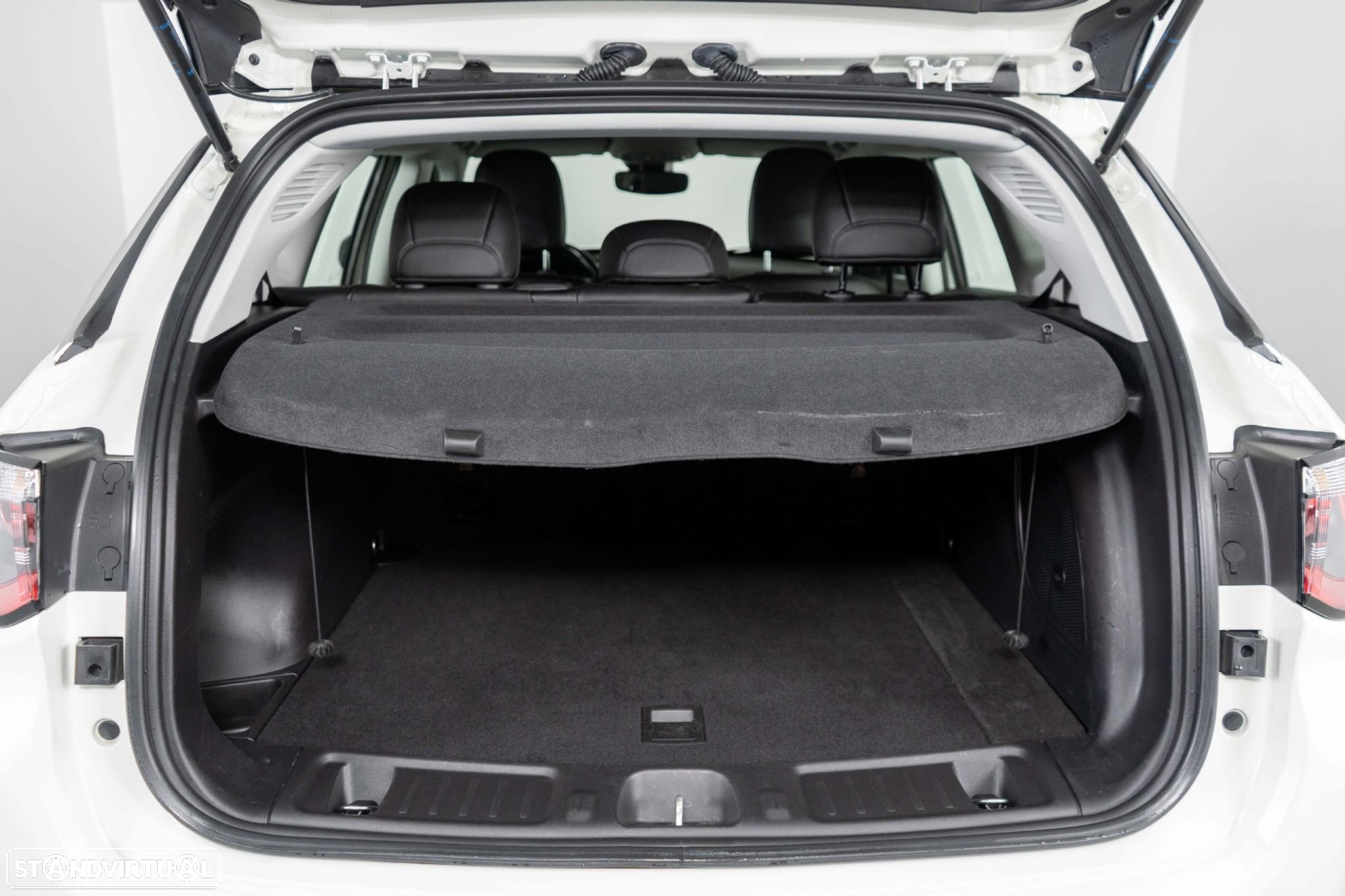Jeep Compass 1.3 TG 4Xe Limited - 11